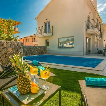 Harmony Luxury Willa Krk Town