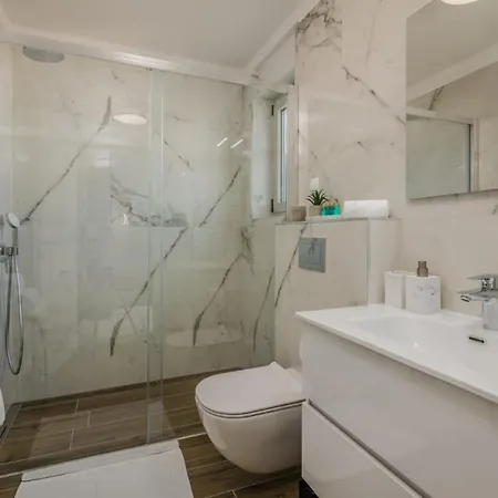Harmony Luxury