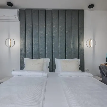 Harmony Luxury Villa *