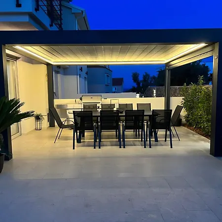 Harmony Luxury Villa *
