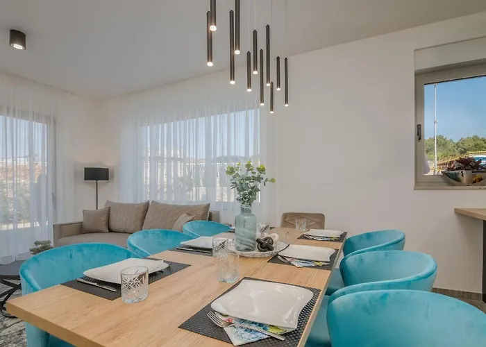 Harmony Luxury Vila Krk Town