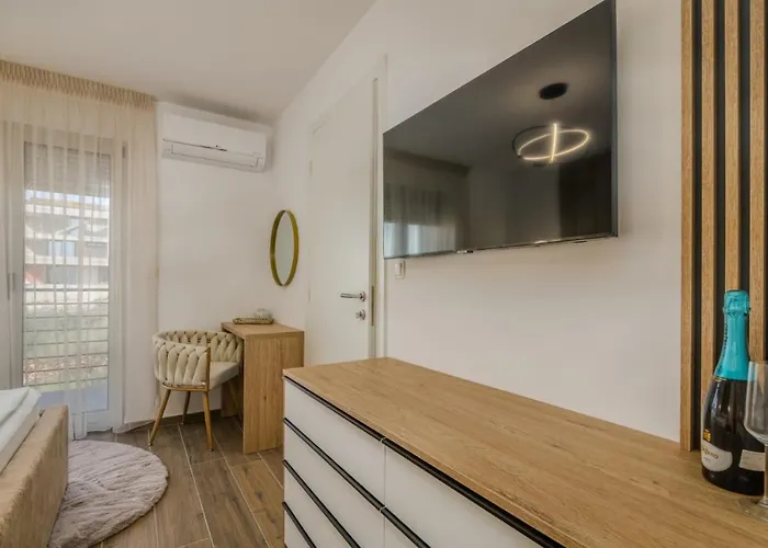 Harmony Luxury Vila Krk Town