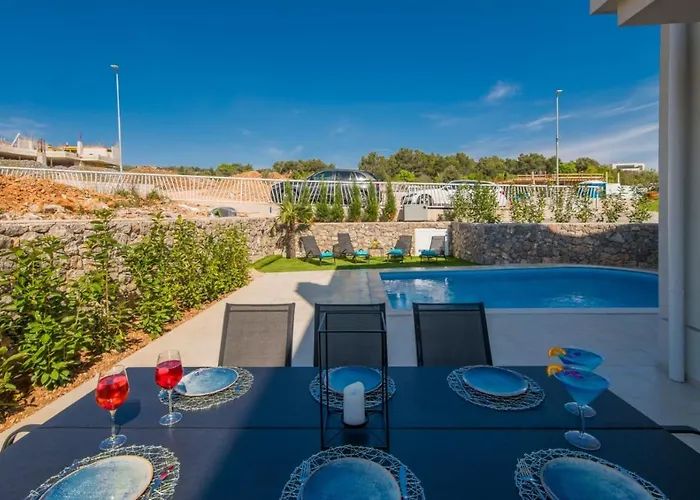 Harmony Luxury Vila *